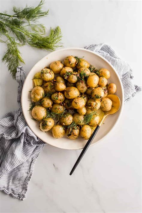 Boiled Baby Potatoes With Garlic Butter And Dill Lena S Kitchen