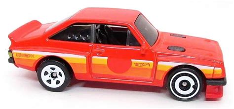 Hot Wheels Retro Racers Ford Escort RS2000 Universo Hot Wheels