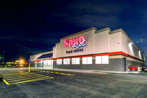 Save-A-Lot Grocery Store | Commercial | Architecture and Design