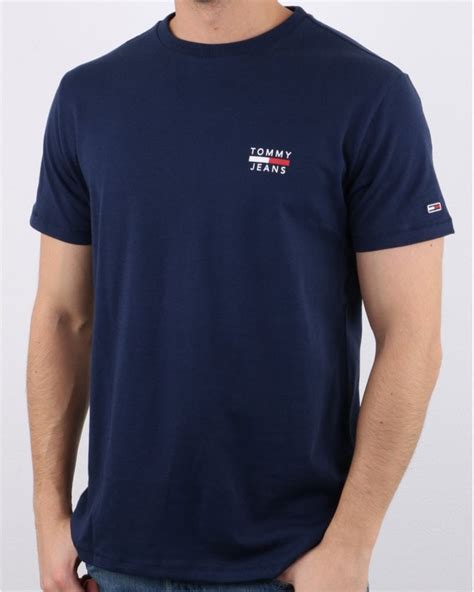 Tommy Hilfiger Logo T Shirt In Navy 80s Casual Classics