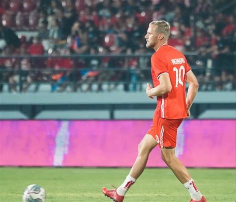 Dua Gol Krmencik Bawa Persija Taklukkan Bhayangkara FC Halaman 1