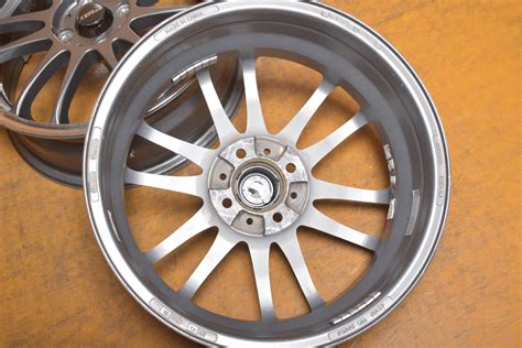 Yahoo オークション 230607504547210 HOT STUFF クロススピードX6 16