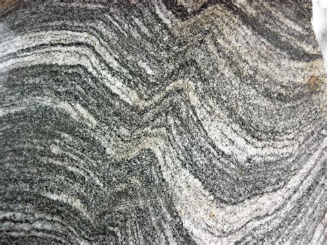 Gneiss – Geology is the Way