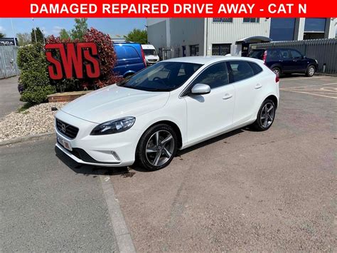 Volvo V40 T2 R Design 2 0 5dr Cat N Manual Petrol Vehicle Details