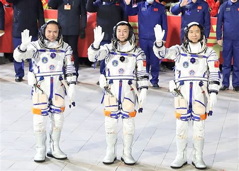 China Launches Shenzhou 15 Astronauts To Tiangong Space Station Space