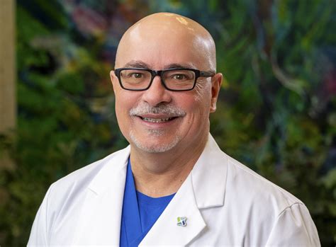 Celebrating Leading Pulmonologist Eliseo Colon, MD | CommonSpirit Health
