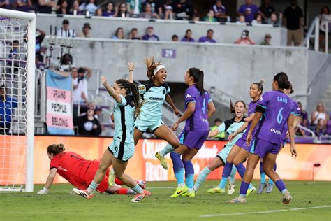 Fans are ecstatic about the affordable Gotham FC tickets this season 1