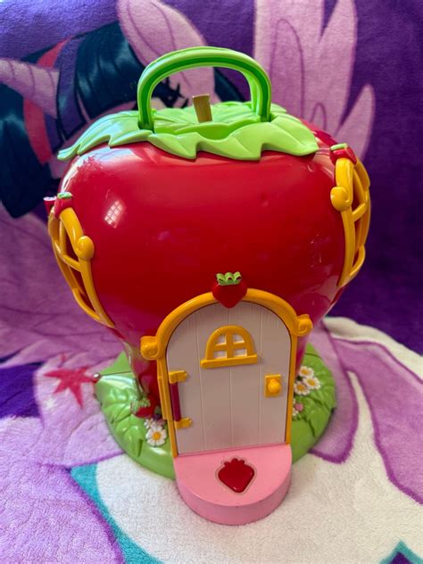 strawberry shortcake's house 13