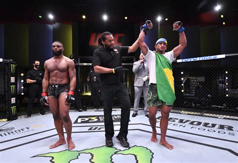 UFC Brings Back Live Sports To Las Vegas Saturday Amid COVID-19