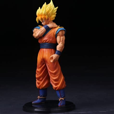 Figura Dragon Ball Super Saiyan Goku Party Globo