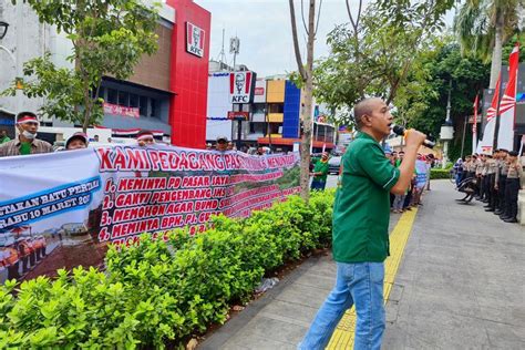 Mangkrak 5 Tahun Revitalisasi Blok VI Pasar Senen Akhirnya Dilanjutkan