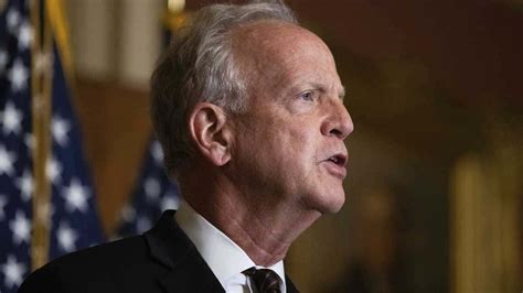 Download Senator Jerry Moran Delivering A Speech Wallpaper