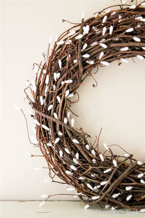 DIY Pussy Willow Wreath