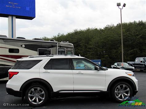 2020 Star White Metallic Tri Coat Ford Explorer Platinum 4WD 136790285