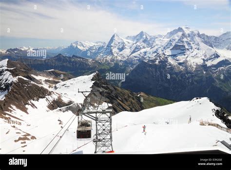 Schilthorn Seilbahn Fotos Und Bildmaterial In Hoher Aufl Sung Alamy