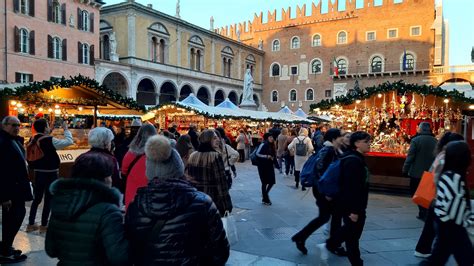 Festa Merci Varie Laringe Visitare Verona A Natale Cellula Somatica