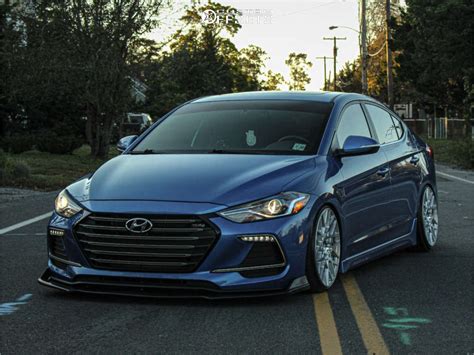 Hyundai Teams Up With Blood Type Racing To Create New Elantra Sport