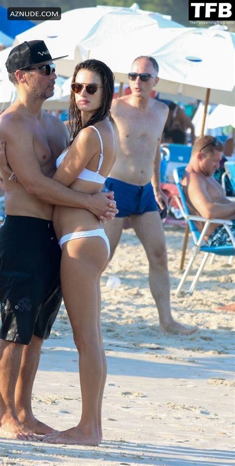 Alessandra Ambrosio Sexy Seen Flaunting Her Hot Figure During New Year At Beach In Brazil Aznude