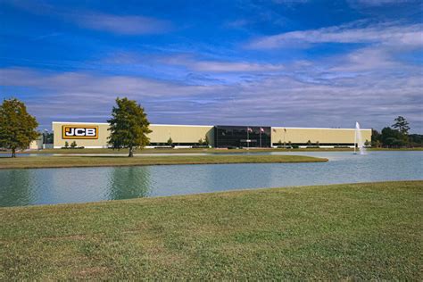 JCB breaks ground on $500M Texas manufacturing plant