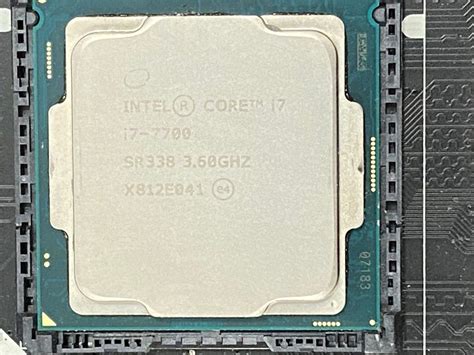 Intel Core i7 7700 CPU 3.6GHz - selling as I just upgraded motherboard ...