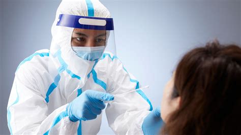 Karol G lanzó este jueves su nueva canción Latina Foreva y encendió las redes con el video