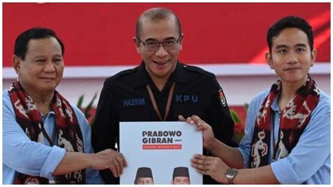 Tak Terima Elektabilitas Prabowo Turun Gegara Gibran Pan Pertanyakan