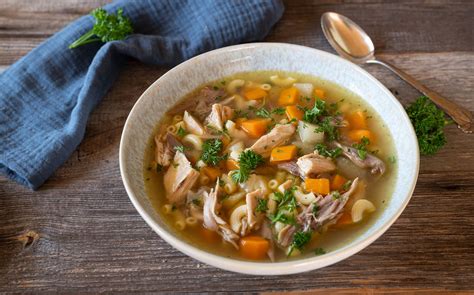 Hühnersuppe bei Erkältung 5 Rezepte dich wieder fit machen