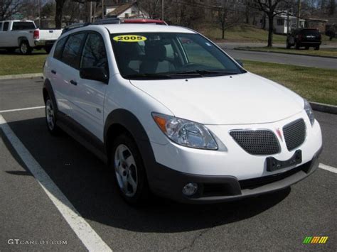 2005 Frosty White Pontiac Vibe 27851312 Car Color