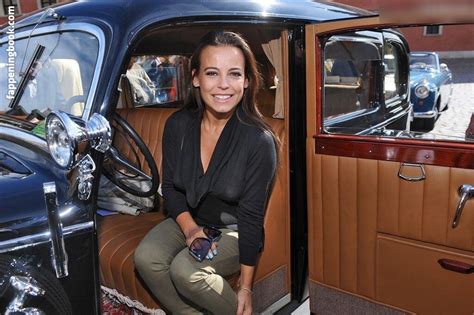 OOPS International Nude OnlyFans Leaks Fappening Page FappeningBook