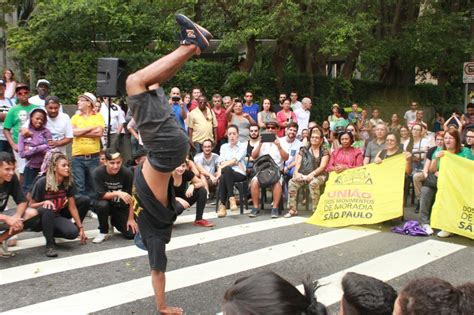 Vídeo Confira o que rolou na Aula Pública Conversas de Rua O Direito