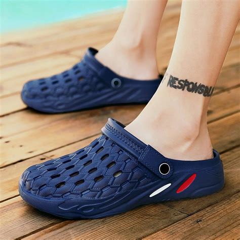 Kaufe Neue Mode Hohl Out Atmungsaktive Hausschuhe Sommer Strand Schuhe