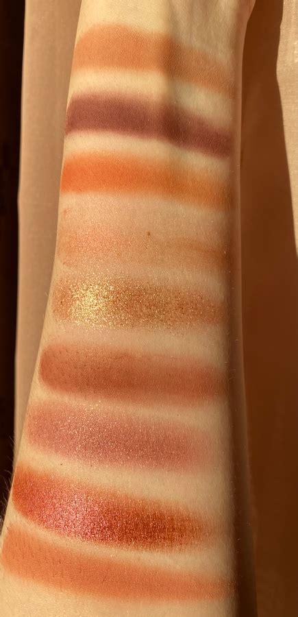 Naughty Nude Huda Beauty