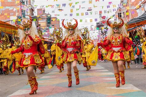 ORURO, BOLIVIA - FEBRUARY 10, 2018: Dancers At Oruro Carnival In ...