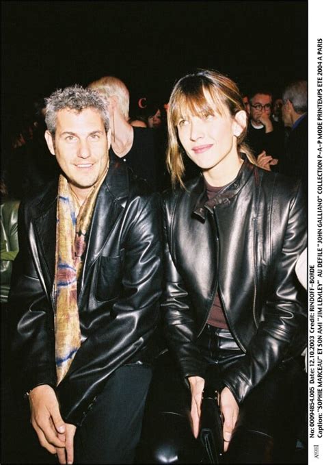 Photo Sophie Marceau et Jim Lemley à la Fashion Week de Paris en 2004