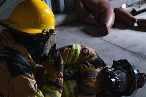 Dod Fire News Rapid Intervention Training A Key To Excellence For