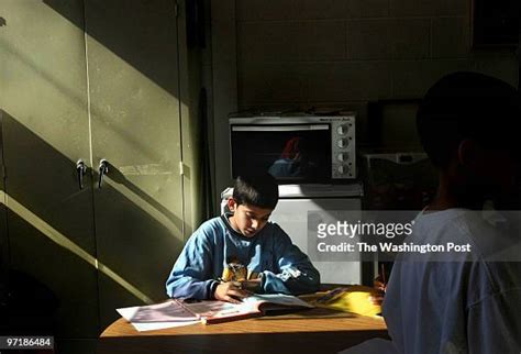 Glen Forest Elementary School Photos and Premium High Res Pictures - Getty Images