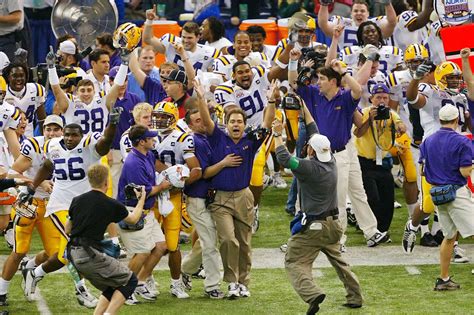 Former LSU Head Coach Nick Saban Announces Retirement