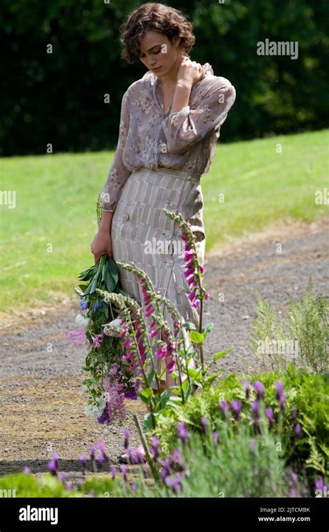 Keira Knightley Atonement Hi Res Stock Photography And Images Alamy