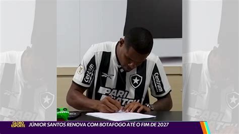 Vídeo Júnior Santos renova Botafogo até o fim de 2027