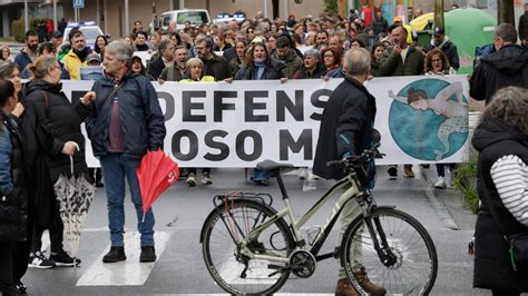 Una Marcha Apol Tica Clama Por El Sector Marisquero