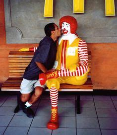 24 Popular Ronald McDonald ideas | ronald mcdonald, funny, fun with statues