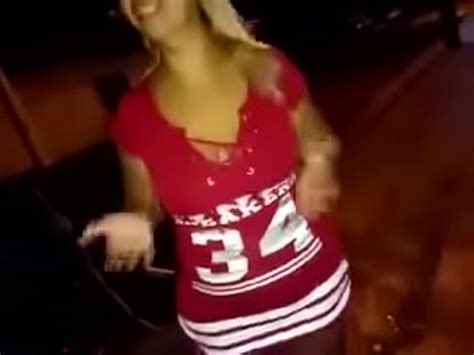 Public Naked XNXX