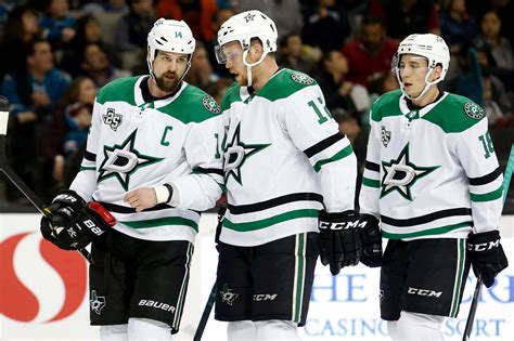 Film Room: Why do the Stars struggle early in games? - The Athletic