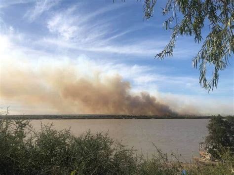 Impactantes Imágenes De Los Incendios En El Delta Del Paraná Los