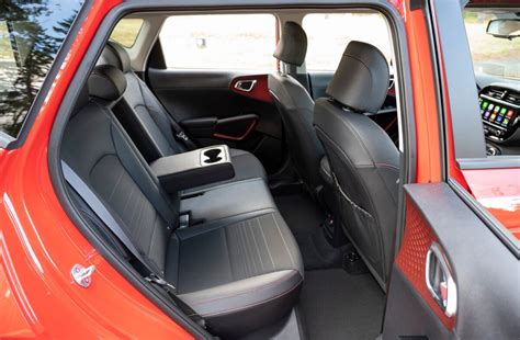 2025 Kia Soul: 136 Interior Photos | U.S. News