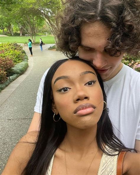 Pin By 𝓴𝓲𝔂𝓪𝓱 𝕒𝕞𝕞𝕠𝕟𝕤 On Interraial Couples Interacial Couples Swirl Couples Couples