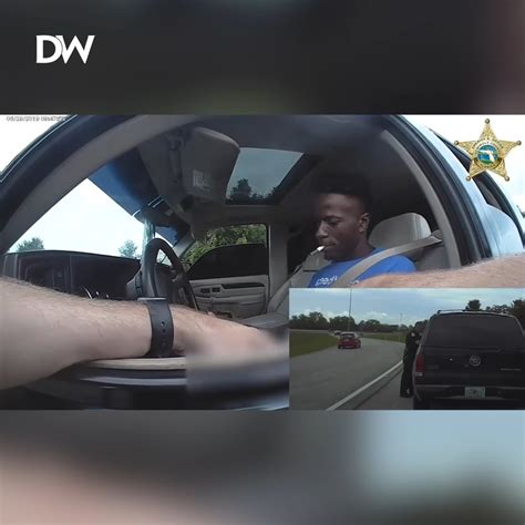 SHOCKING: Suspect DRAGS Officer Holding Onto Side Of Car While Trying ...