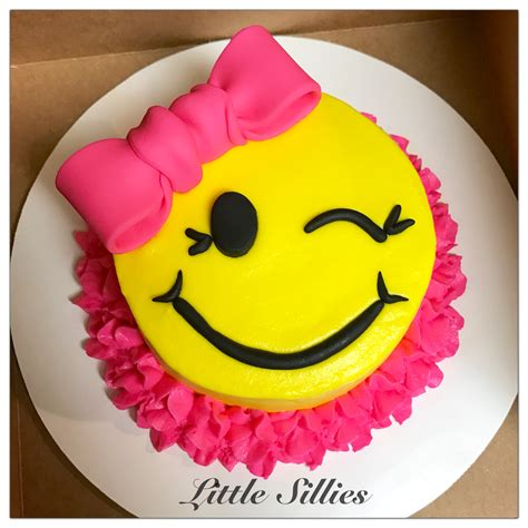 An emoji personal cake Emoji Birthday Cake, Emoji Cake, Birthday Cake ...