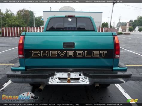 Bright Teal Metallic 1995 Chevrolet C K K1500 Silverado Z71 Extended Cab 4x4 Photo 12