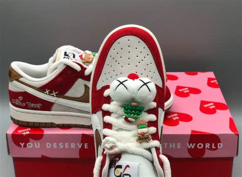 Dunk SB Low '2022 Christmas' - SneakerCool.com